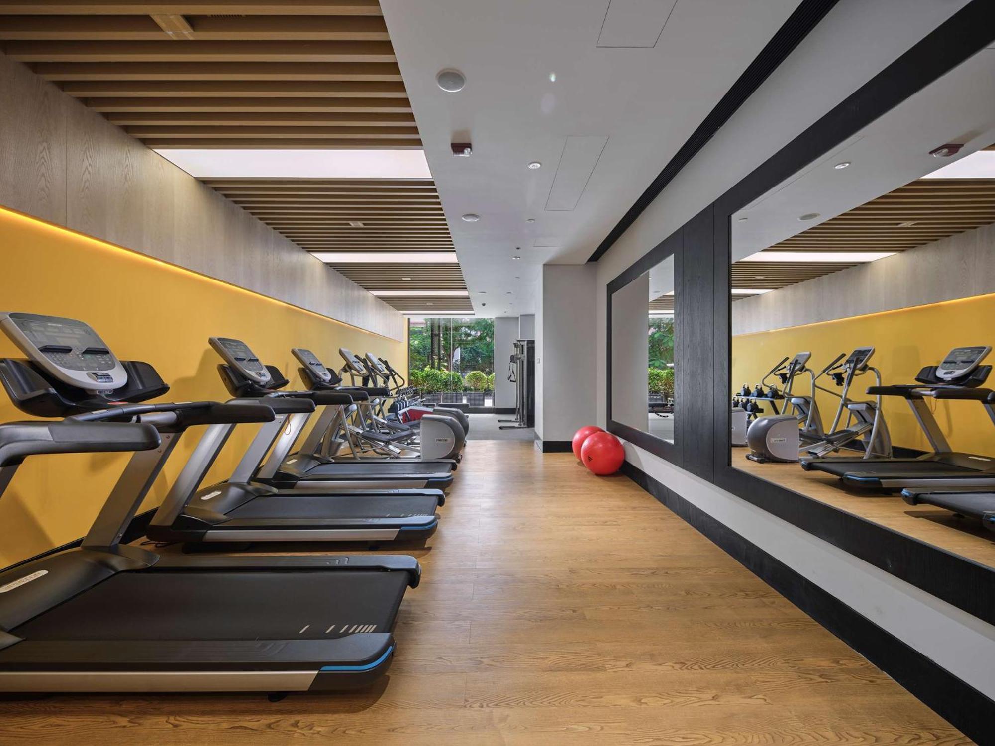 Hilton Garden Inn Guangzhou Tianhe Экстерьер фото