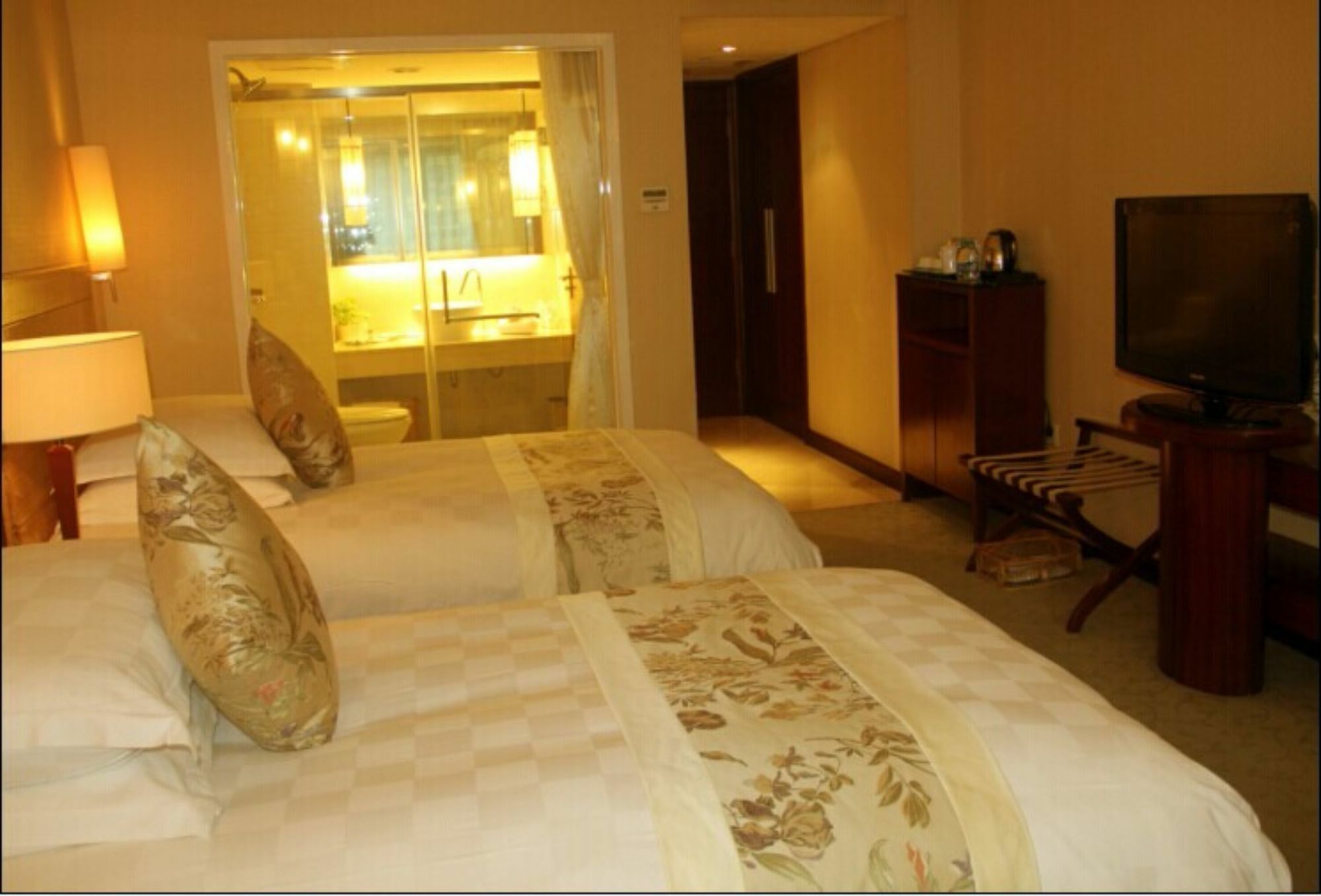 Hilton Garden Inn Guangzhou Tianhe Экстерьер фото